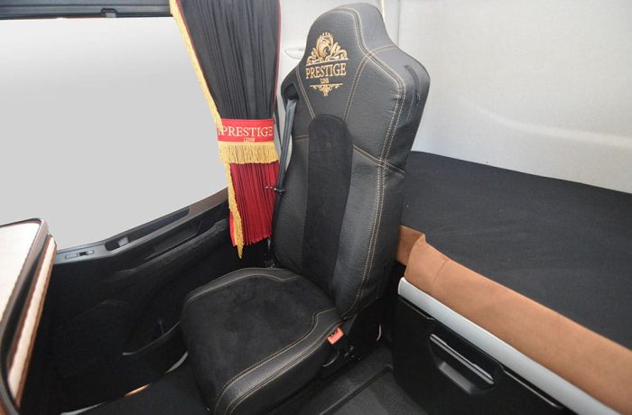 navlake za iveco s way crne 2.jpg