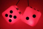 led beleuchtete fuzzy dice wuerfel im set rgb mit usb rot blau gruen weiss usw~11