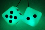 led beleuchtete fuzzy dice wuerfel im set rgb mit usb rot blau gruen weiss usw~6
