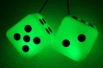 led beleuchtete fuzzy dice wuerfel im set rgb mit usb rot blau gruen weiss usw~8